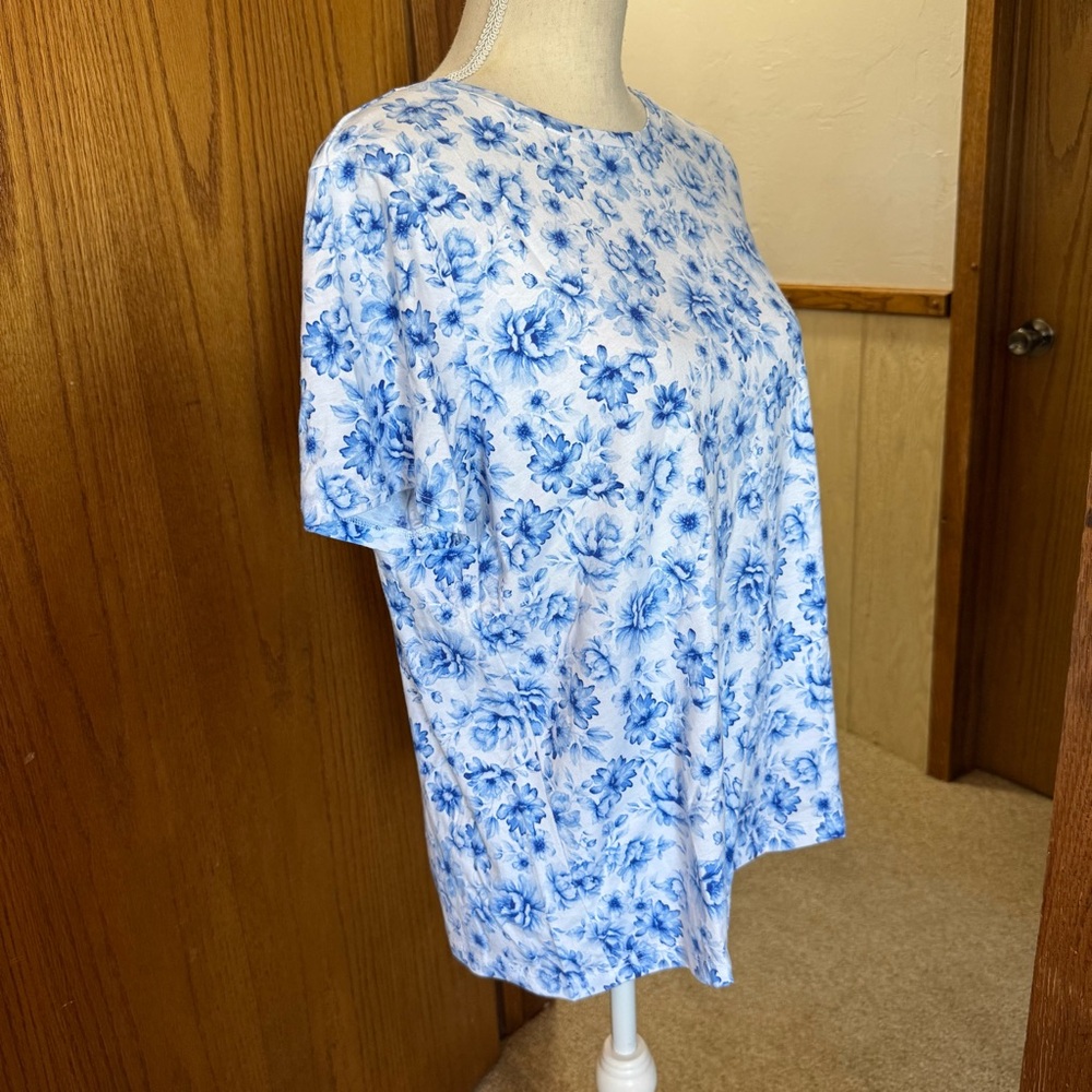 Lands' End Blue Floral Tees - 2 Shirts - Picture 3 of 9